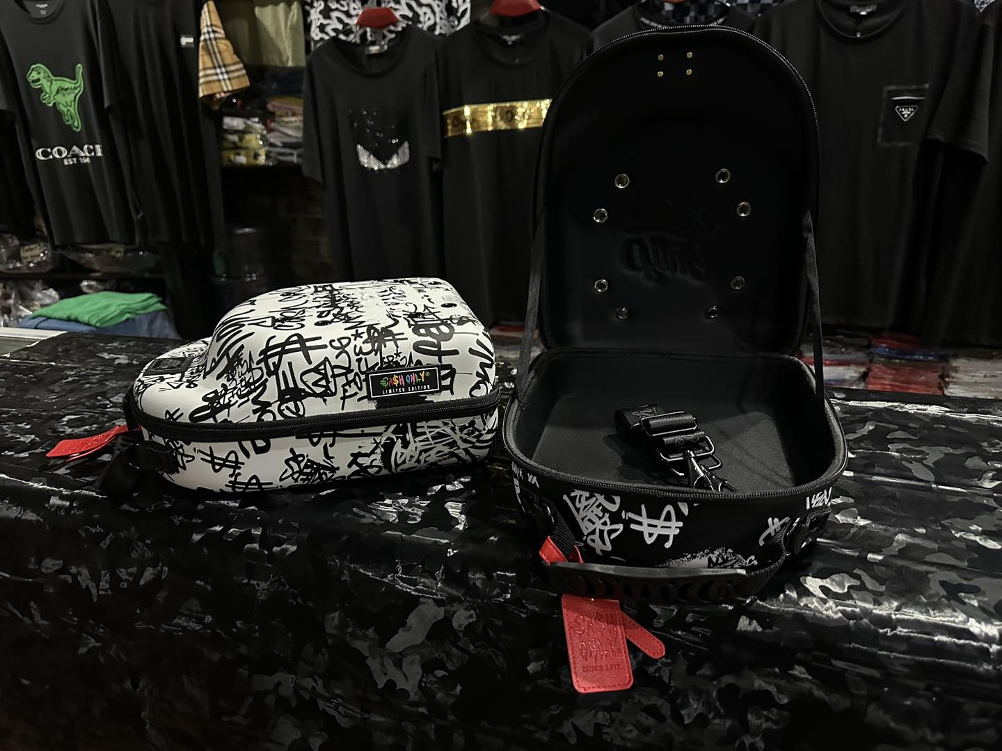 CAP CARRIER CASH ONLY