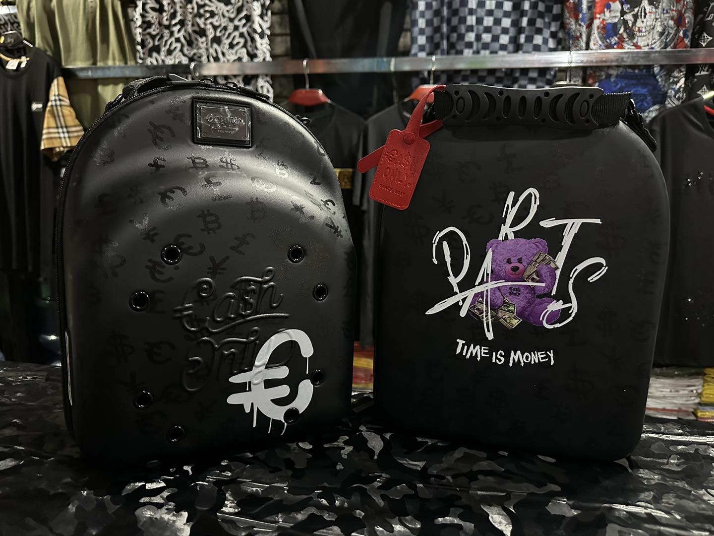 CAP CARRIER CASH ONLY