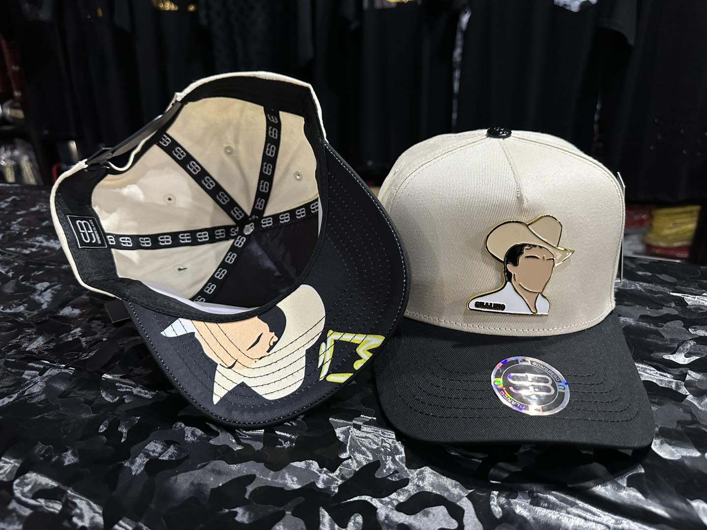 Gorra SB Chalino White