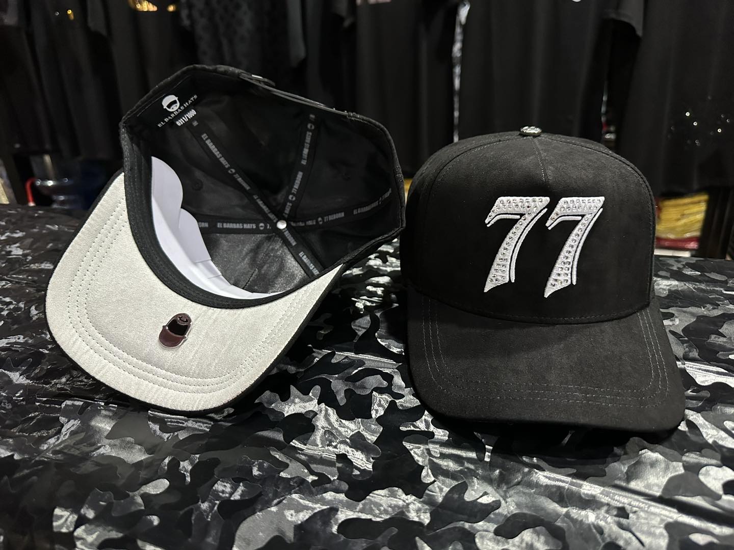 Barbas hats 77