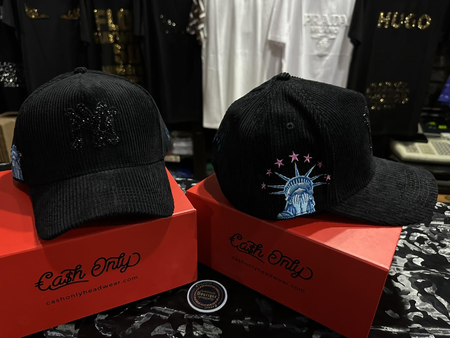 Gorra Cash Only New York with Bling