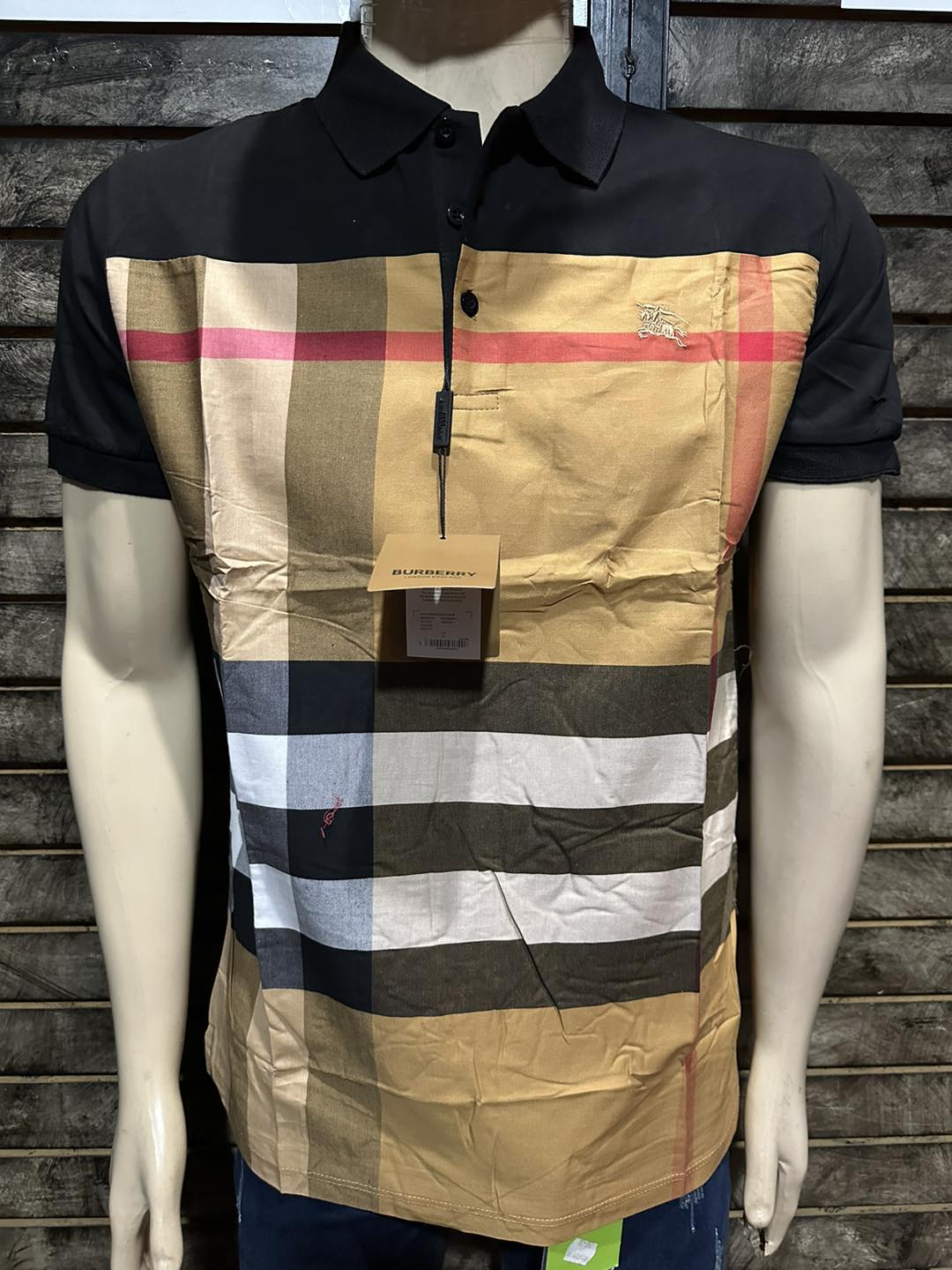 Playera Huggo Valentino
