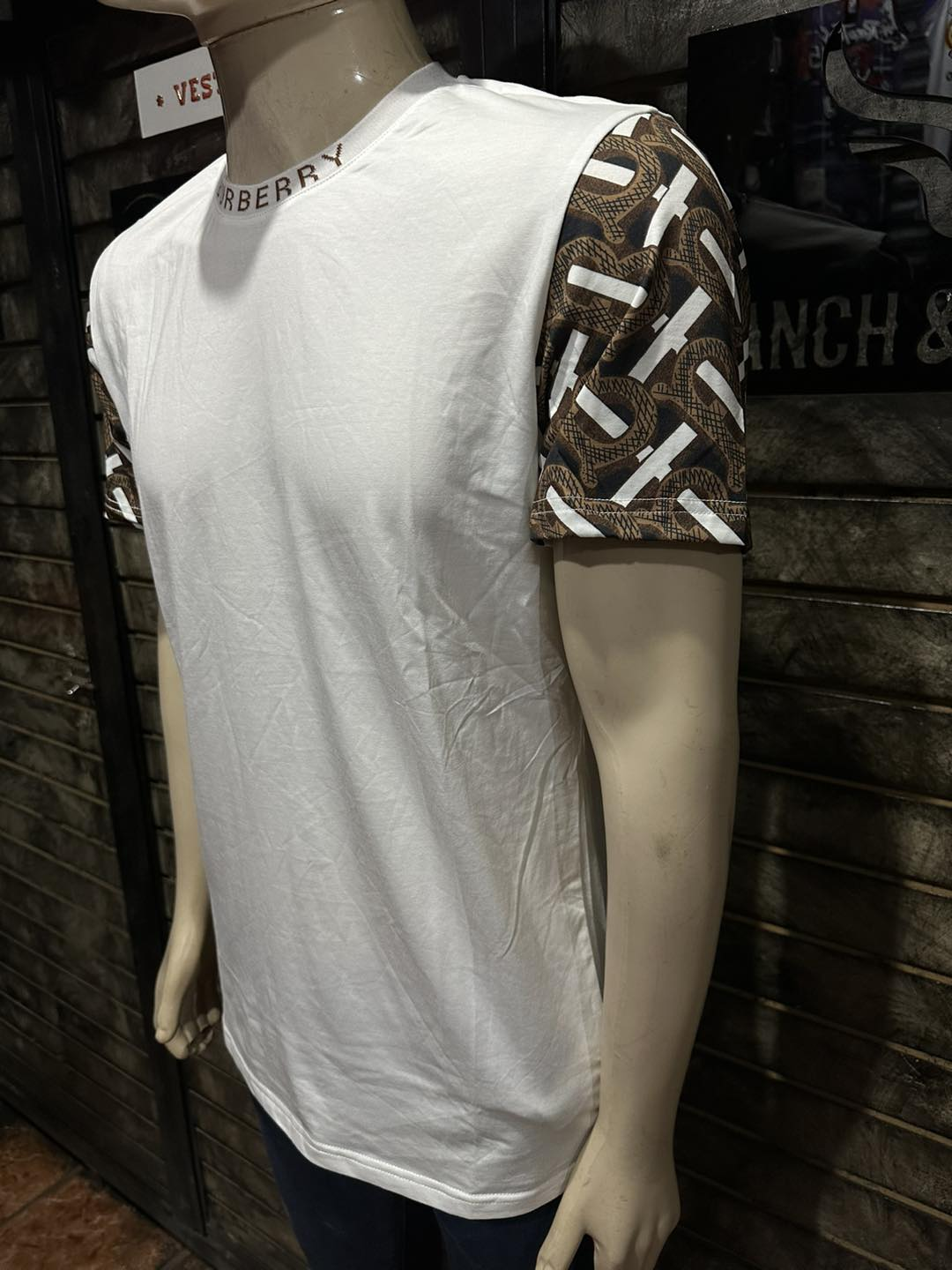 Camisetas BURBERRY Sleeves
