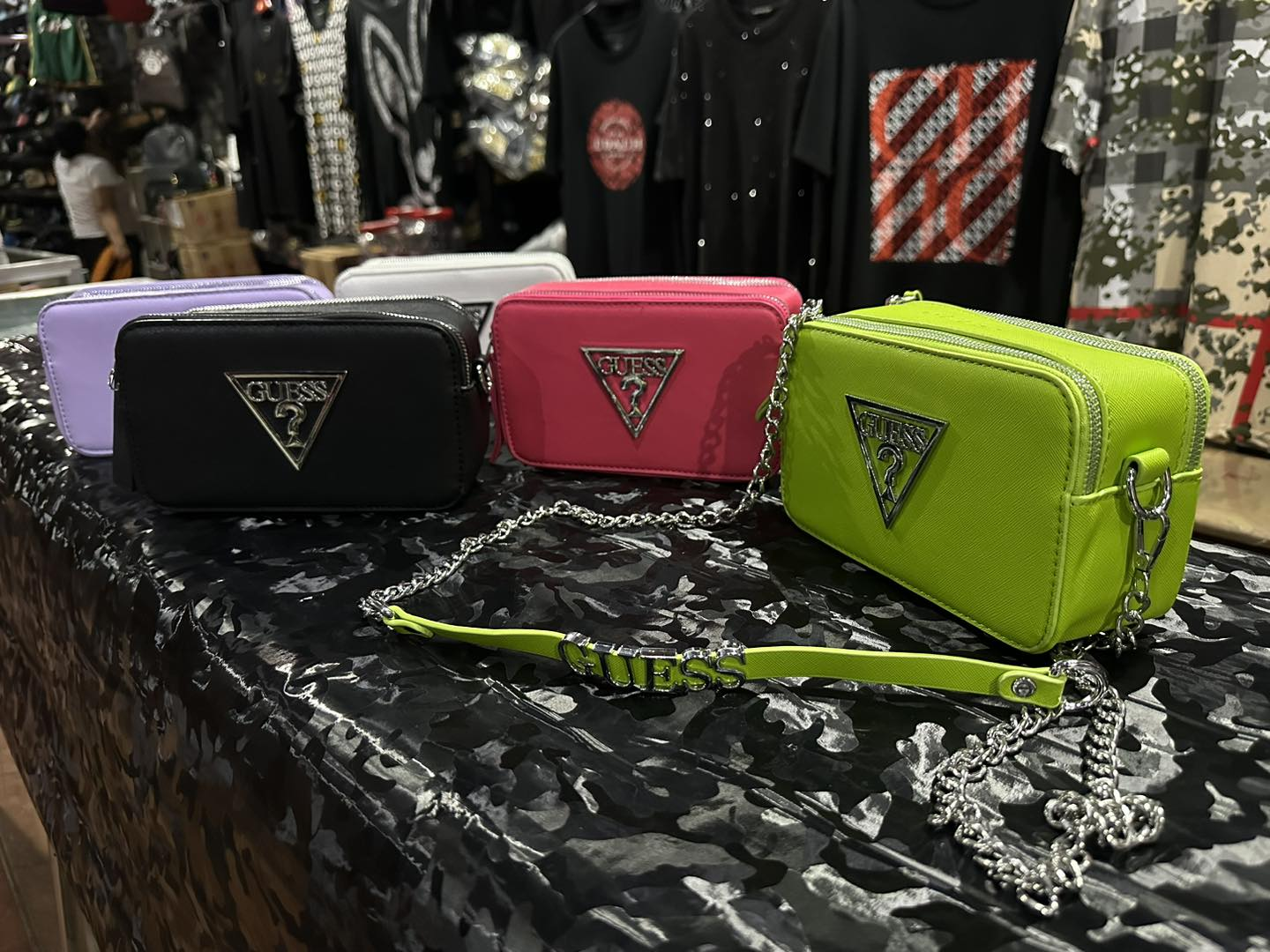 Bolso de Dama Guess