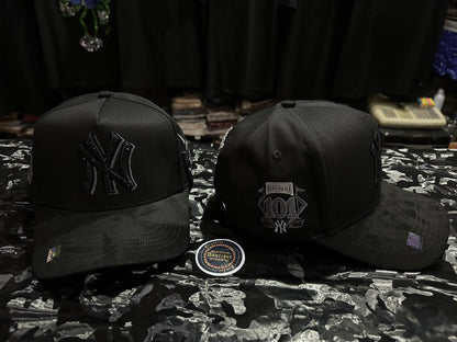 Gorra BIGG BOSS NY Black