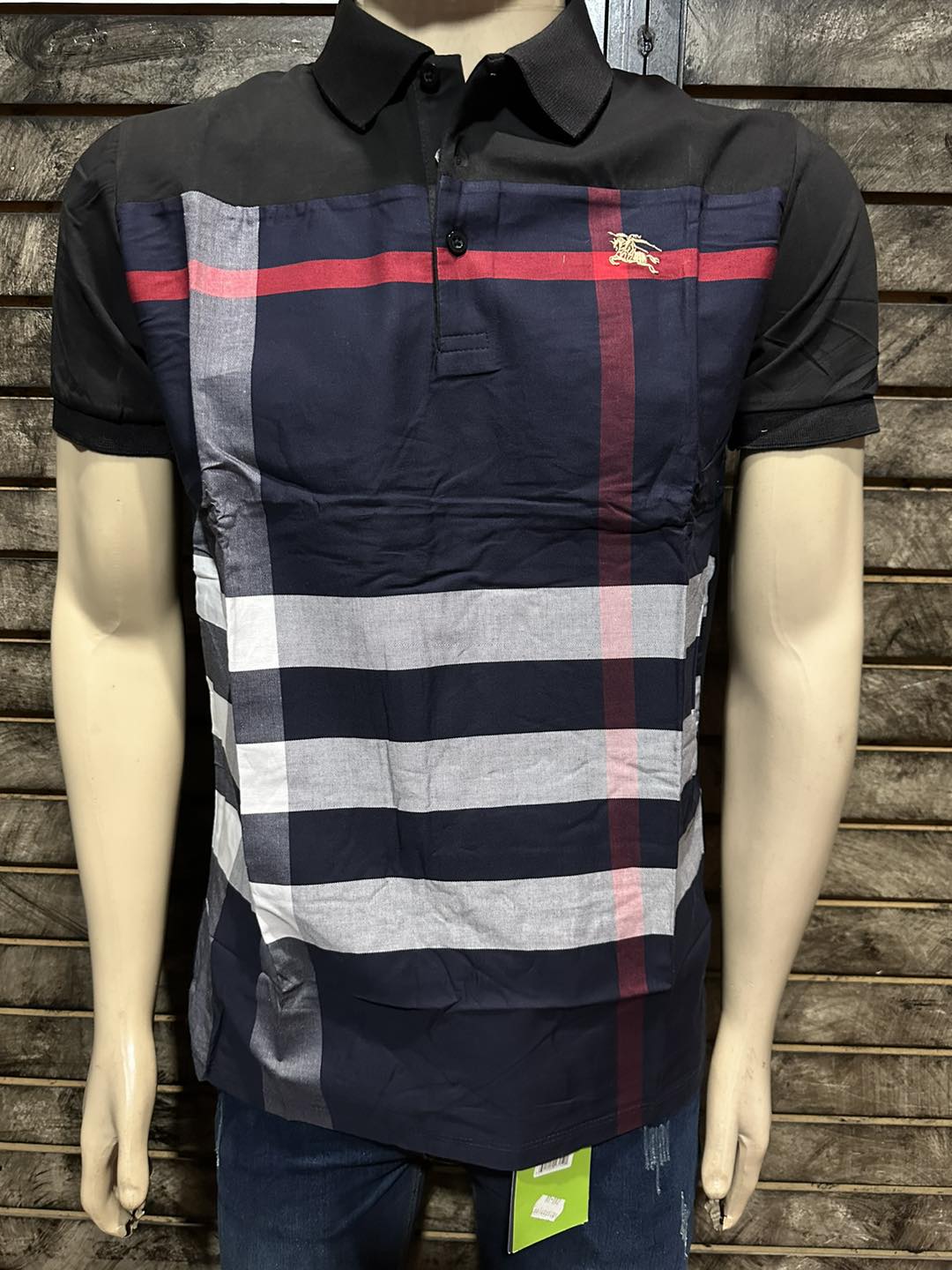 Playera Huggo Valentino
