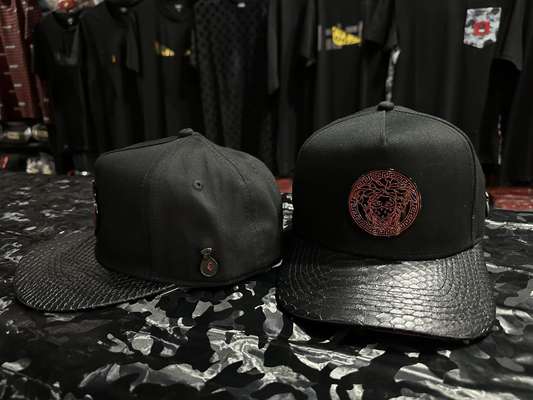 Gorra Cash Only Medusa Gold