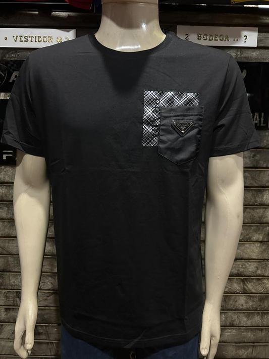 Playera Prada